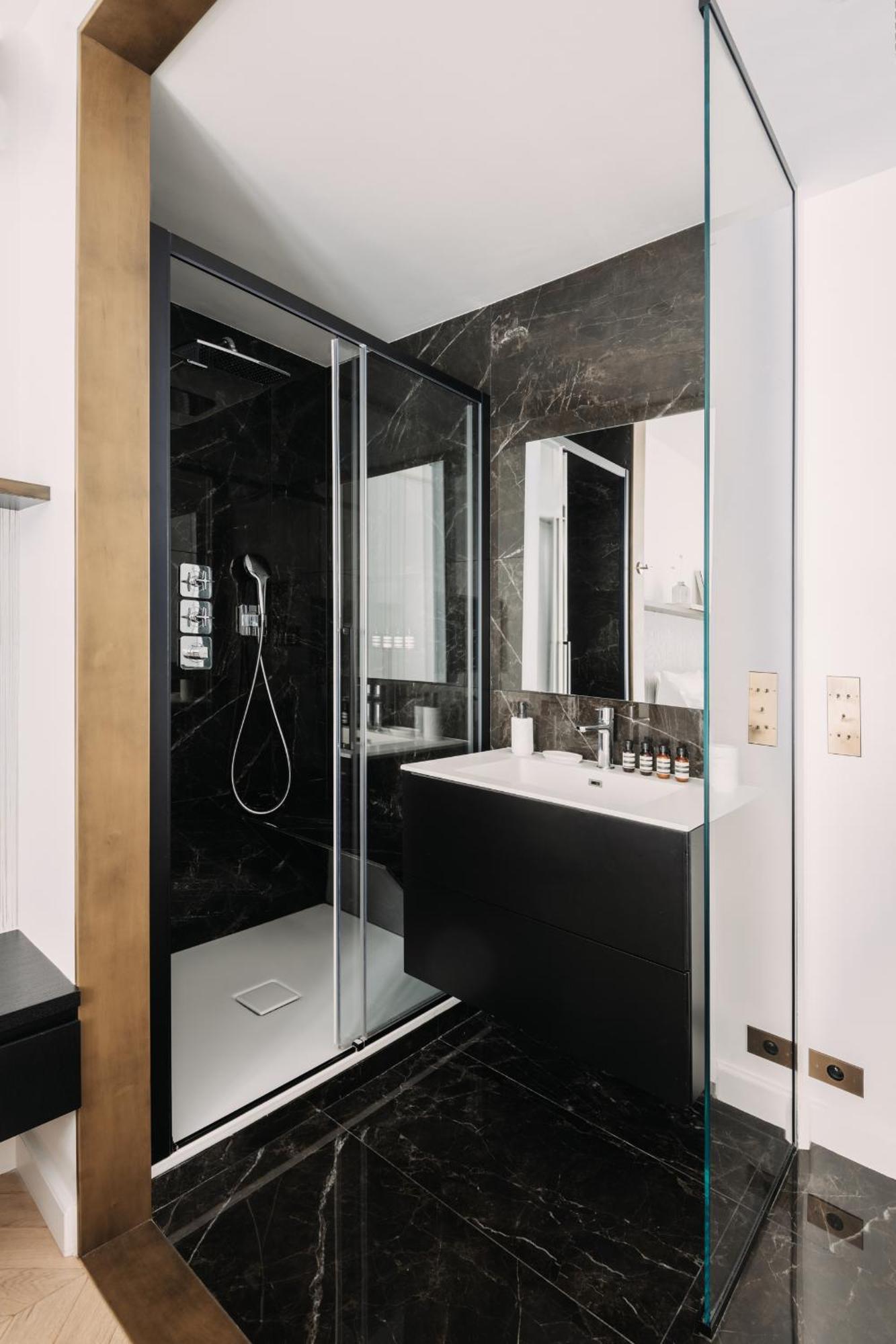 Highstay - Luxury Serviced Apartments - Place Vendome Paris Bagian luar foto